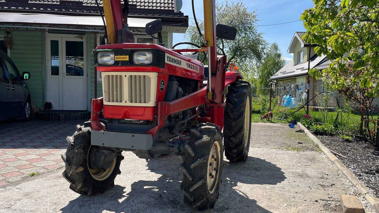 Трактор з погрузчиком YANMAR YM2210