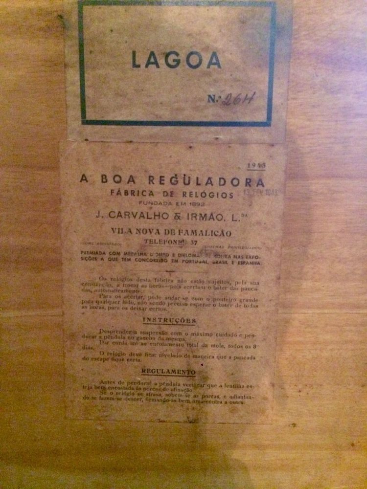 Relógio de parede antigo Reguladora (modelo Lagoa de 1943)