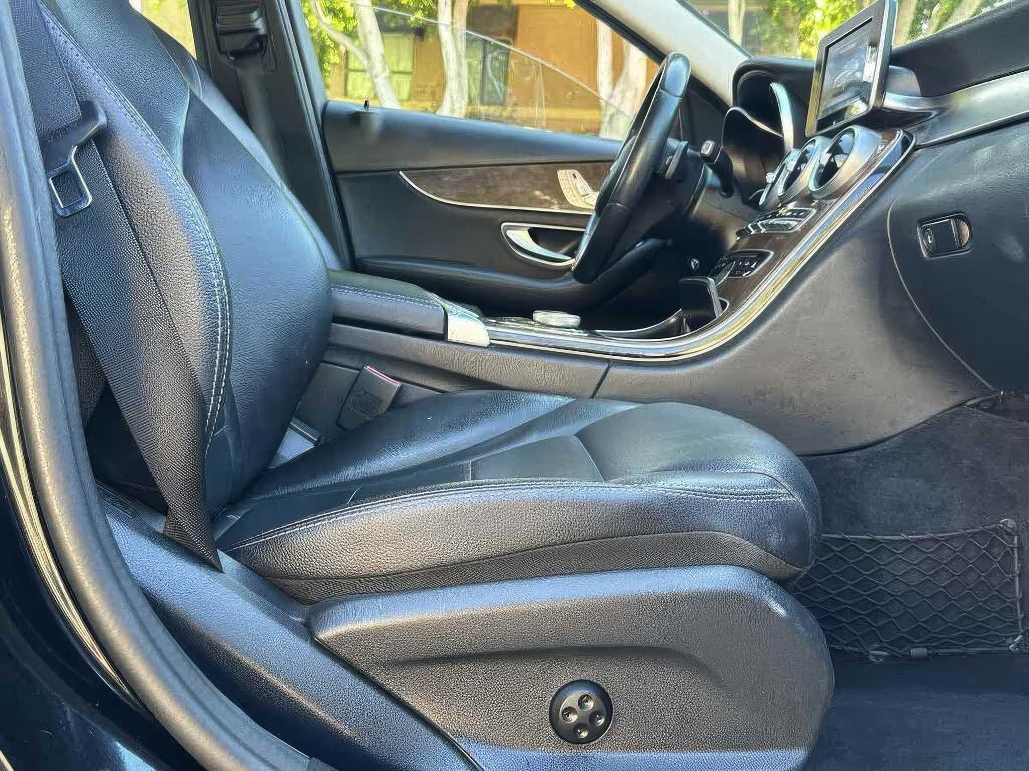 2017 Mercedes-Benz C-Class C 300
