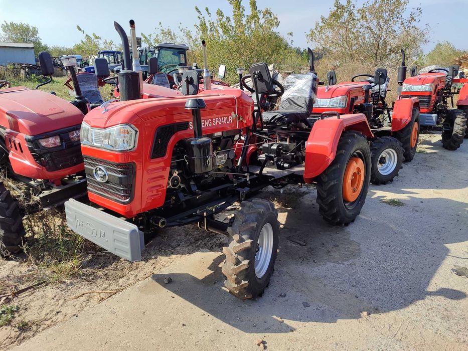 Трактор Шифенг 240 ЛР 2025 года передний радиатор