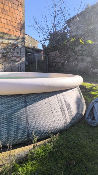 Piscina Bestway Cinza