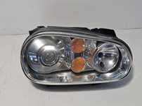 VW GOLF IV 4 lampa prawa przednia xenon oryg
