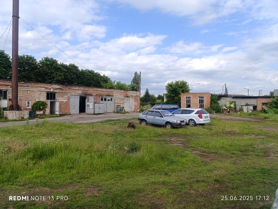 Продаж нерухомості автосалону та СТО