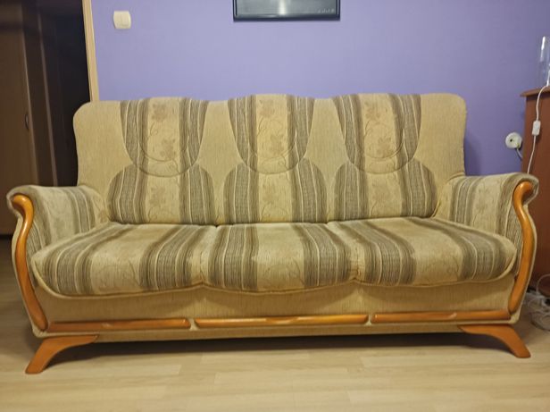 Zestaw kanapa rozkładana i dwa fotele w stylu vintage