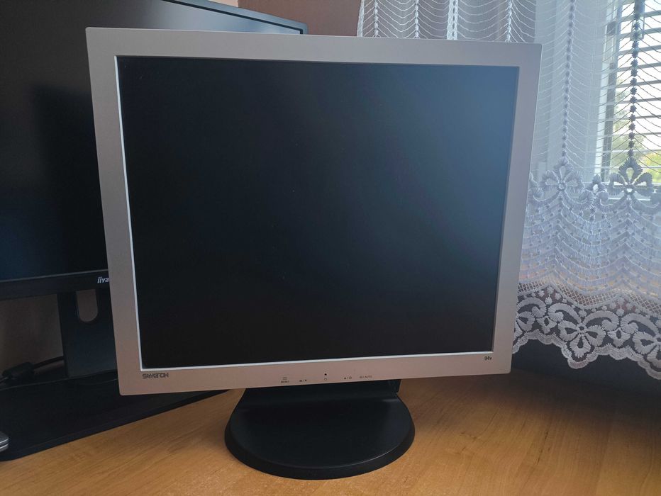 Monitor Samsung Gh19ls