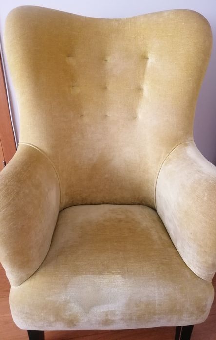 Cadeirão/Poltrona em veludo