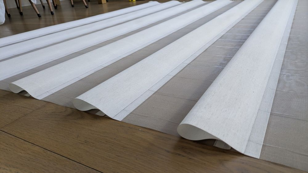 Rolety okienne materiałowe dzień / noc