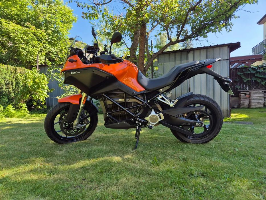 Zero DS Zero DS, motocykl turystyczny na kat. B - DEMO
