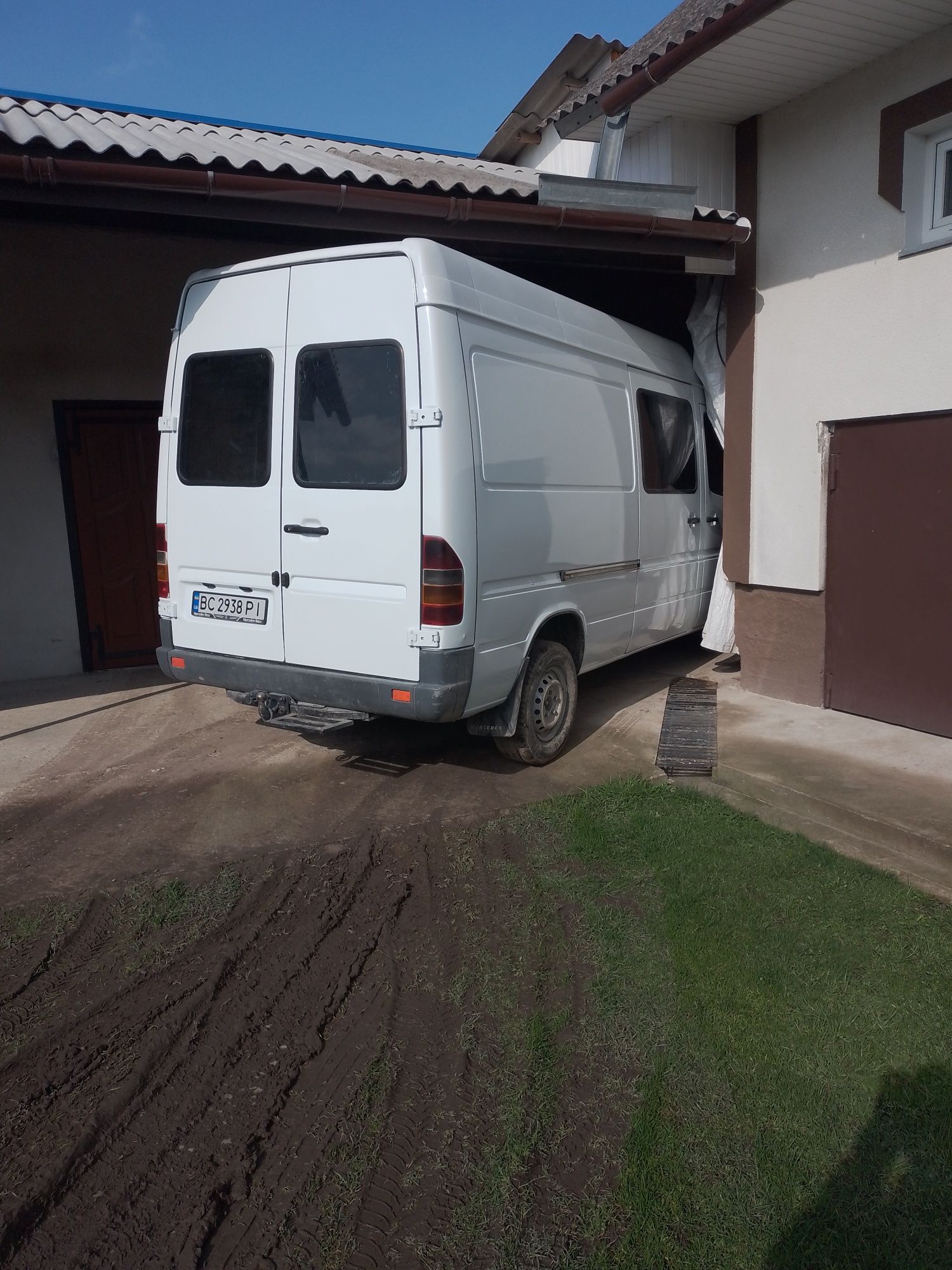 Продам mercedes sprinter 211 CDI