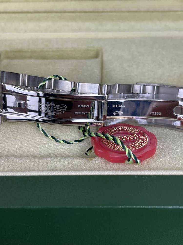 Rolex Oyster Perpetual 41 Green - Automatic