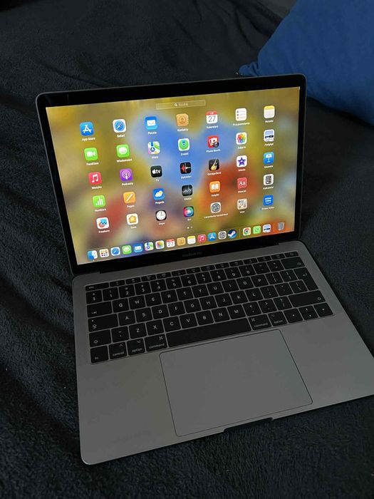 Macbook pro 2018 stan idealny i5 ssd
