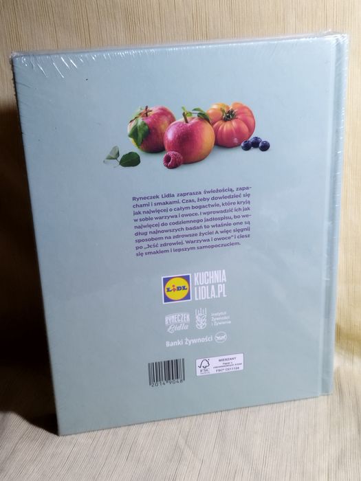Książka Lidl'a "Jeść zdrowiej,warzywa i owoce"/ Nowa w folii