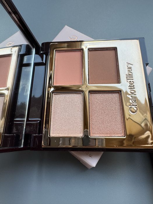 Палетка Charlotte Tilbury Pillow Talk