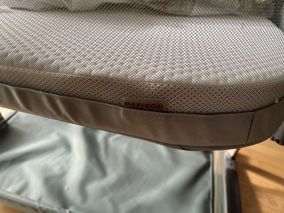 Maxi Cosi iora air łóżeczko turystyczne dostawne prawie nowe