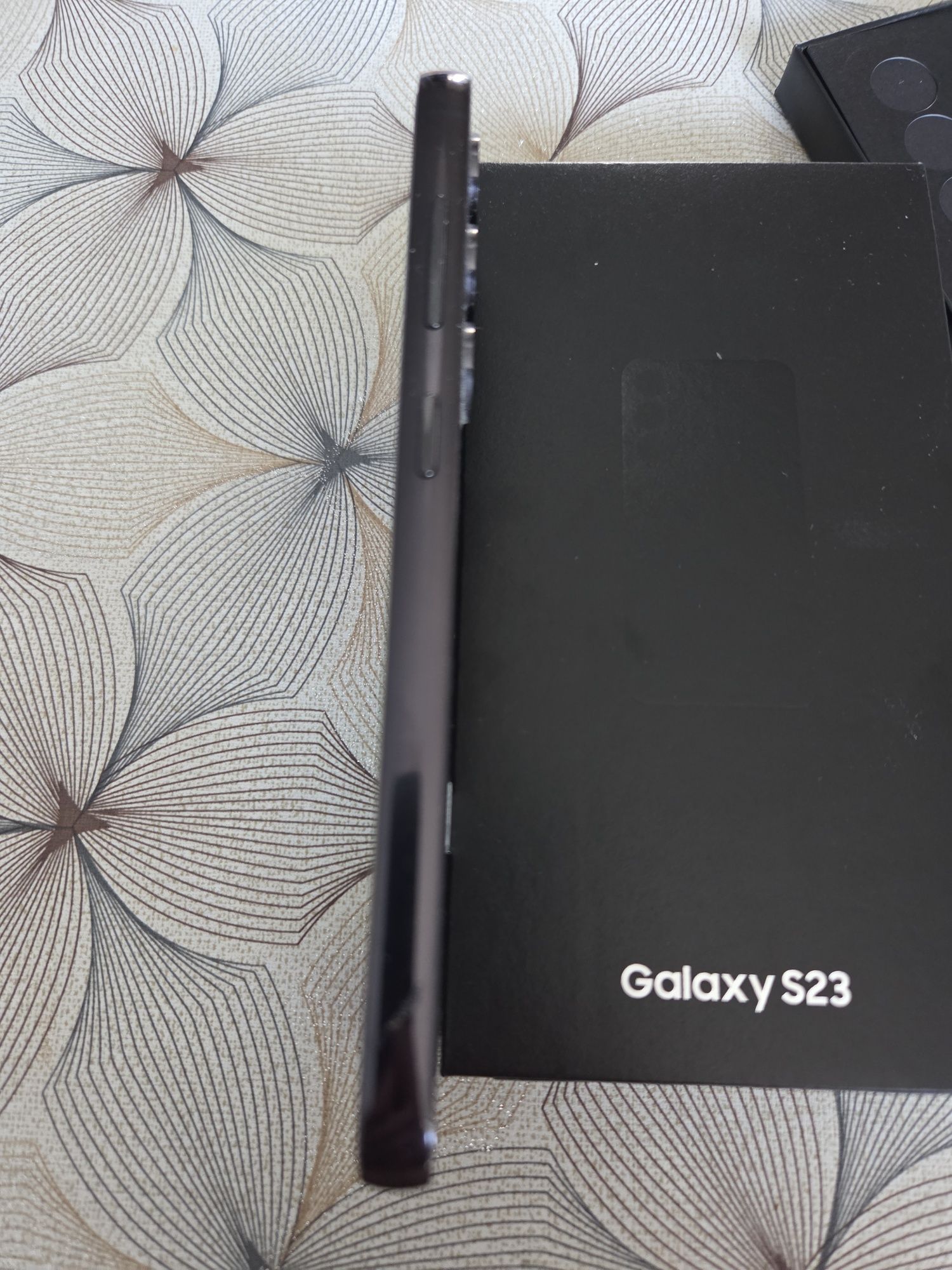 Samsung Galaxy s23 na gwarancji plus dodatki