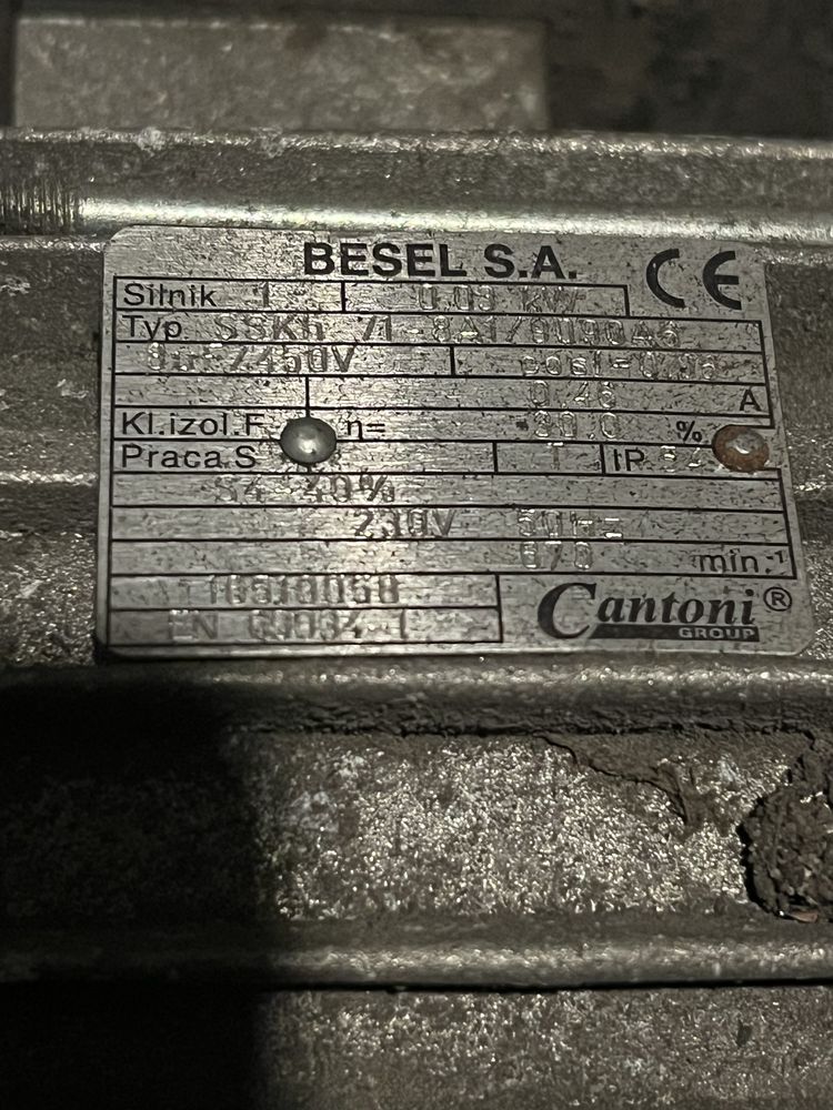 Silnik besel z podajnika do pieca