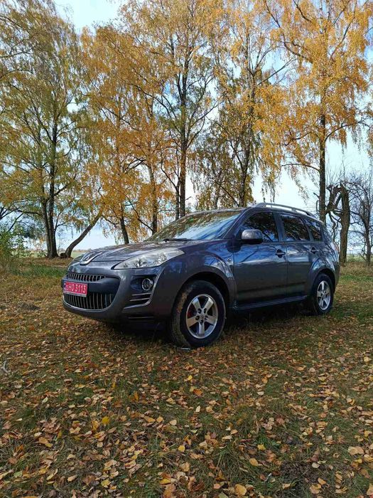 Peugeot 4007 2011 року