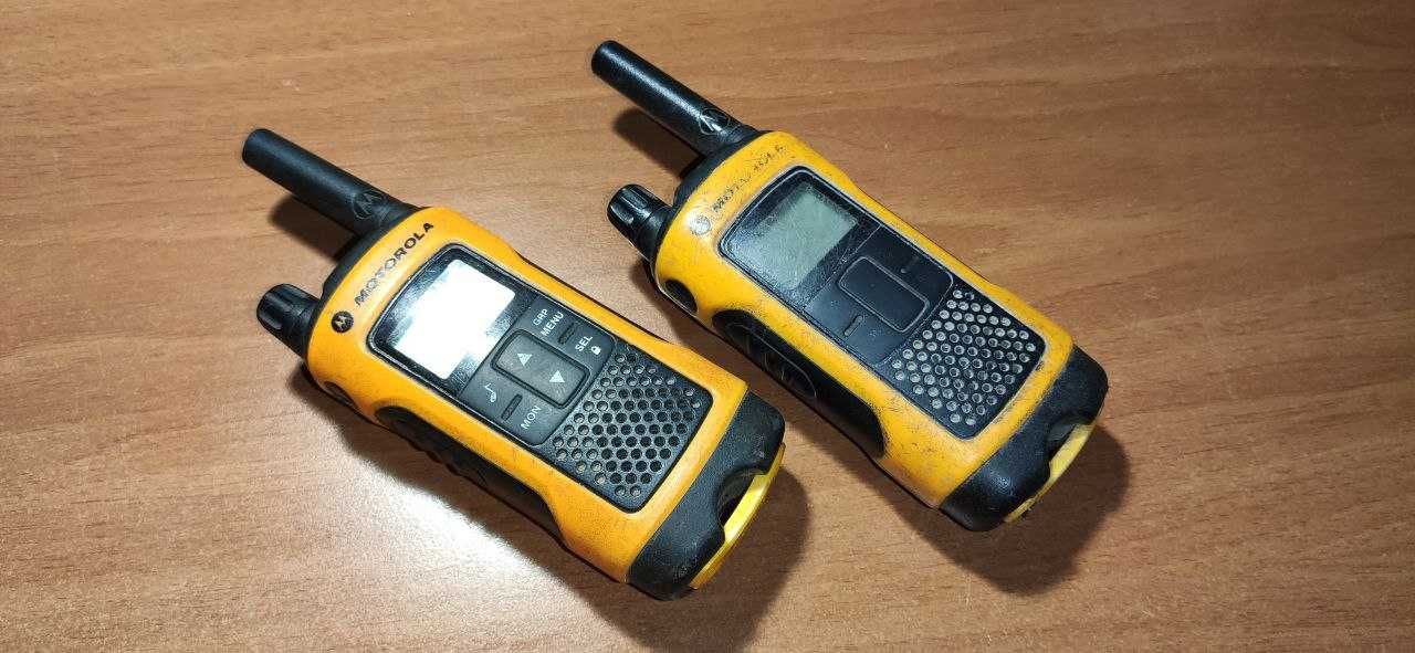 Рація Motorola TKLR T80, пара