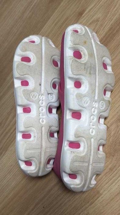 Аквашузы женские , обувь для пляжа crocs. оригинал