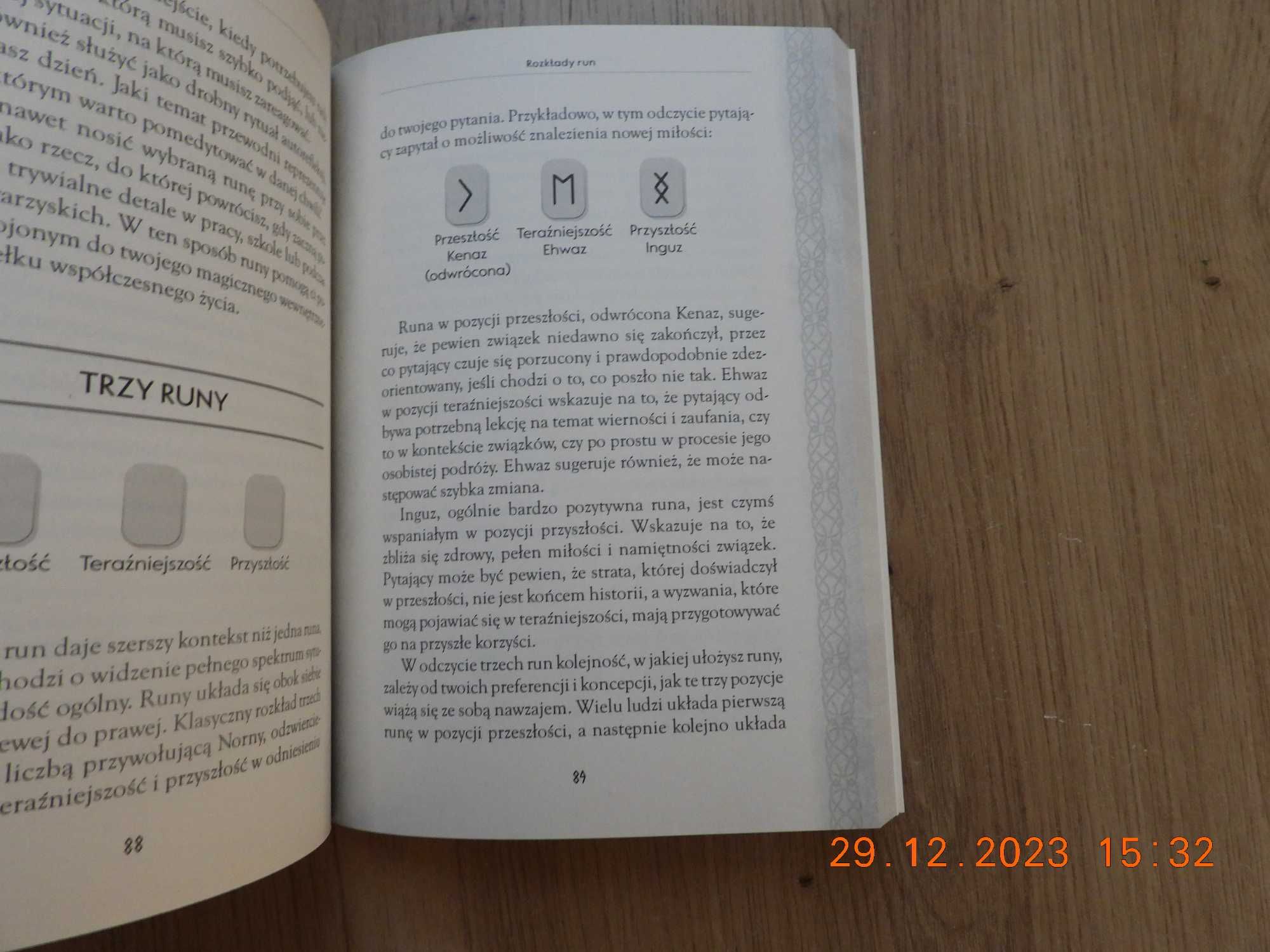 Runy w praktyce.Skuteczne wróżby i zaklęcia runiczne. Lisa Chamberlain