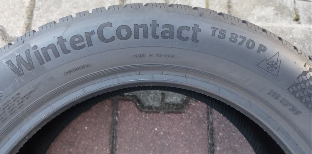 Шини зима 225/55 R17 Continental комплект коліс
