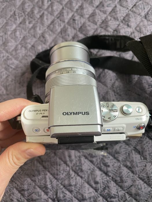 Aparat Olympus Pen PL 5 fotograficzny obiektyw 14-42 mm  f/3.5-5.6