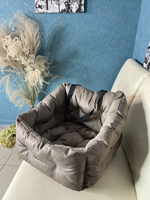 Лежанка в авто лежак автокресло для собак