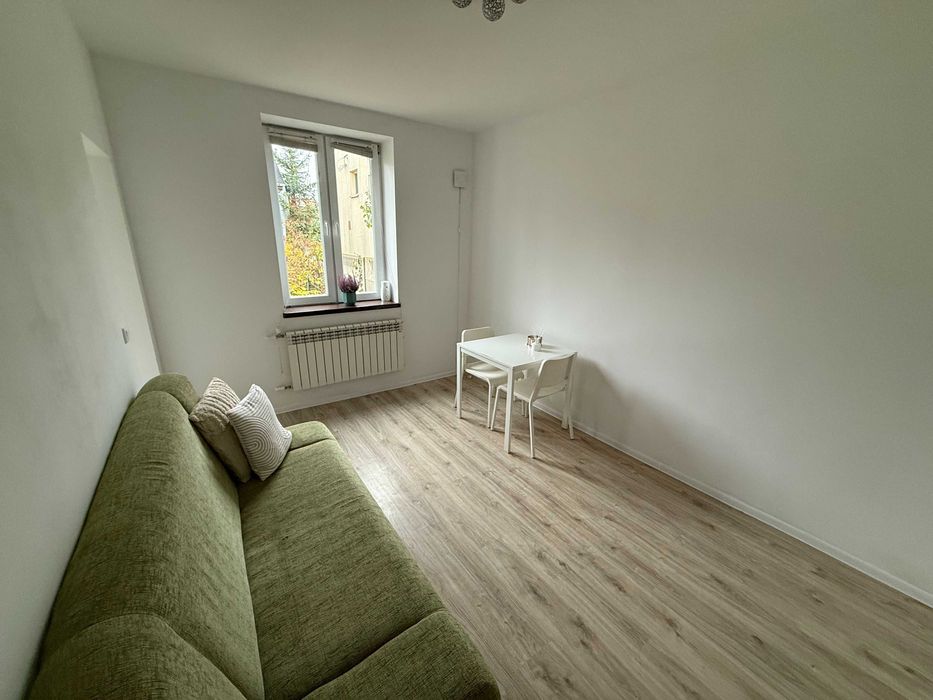 Sprzedam kawalerkę po remoncie 25 m2 w kamienicy w Nowym Rembertowie