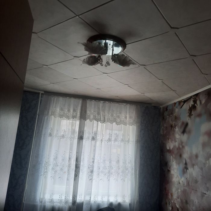 Здаю кімнату в гуртожитку