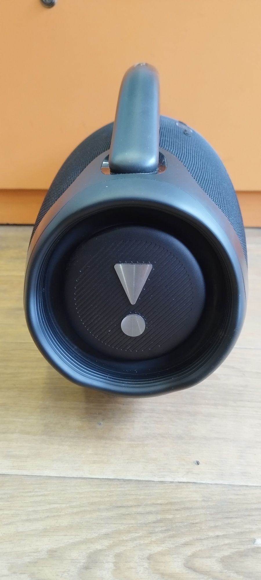 Продам JBL Boombox 3