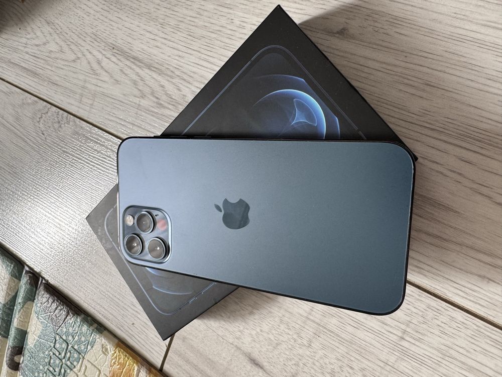 iPhone 12 pro Pacific Blue 128 gb