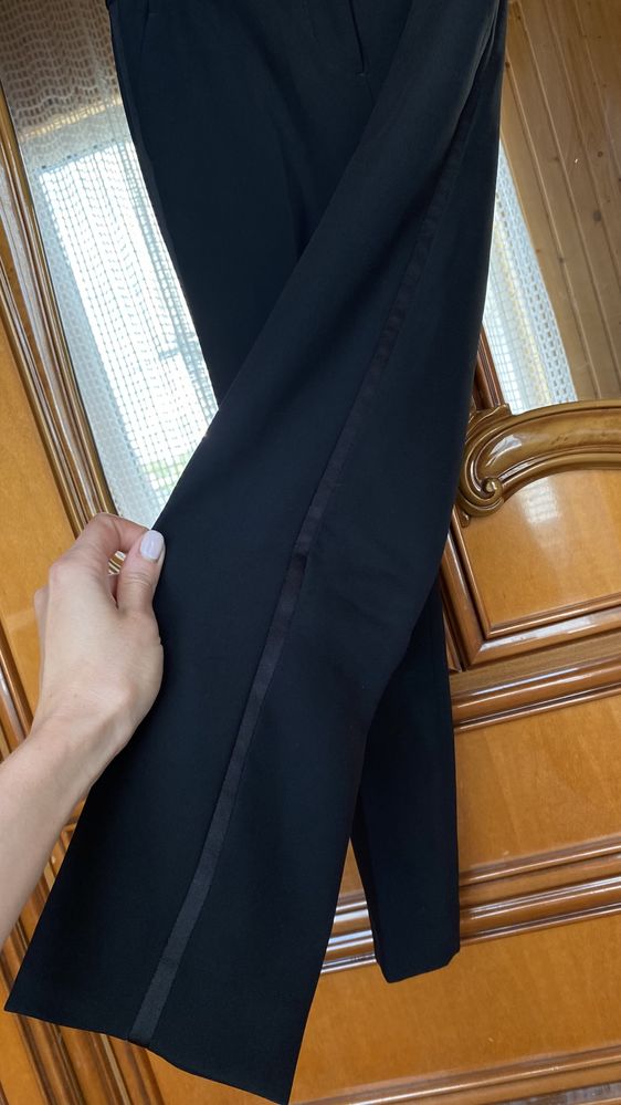 Чорні брюки H&M 34 розмір б/у