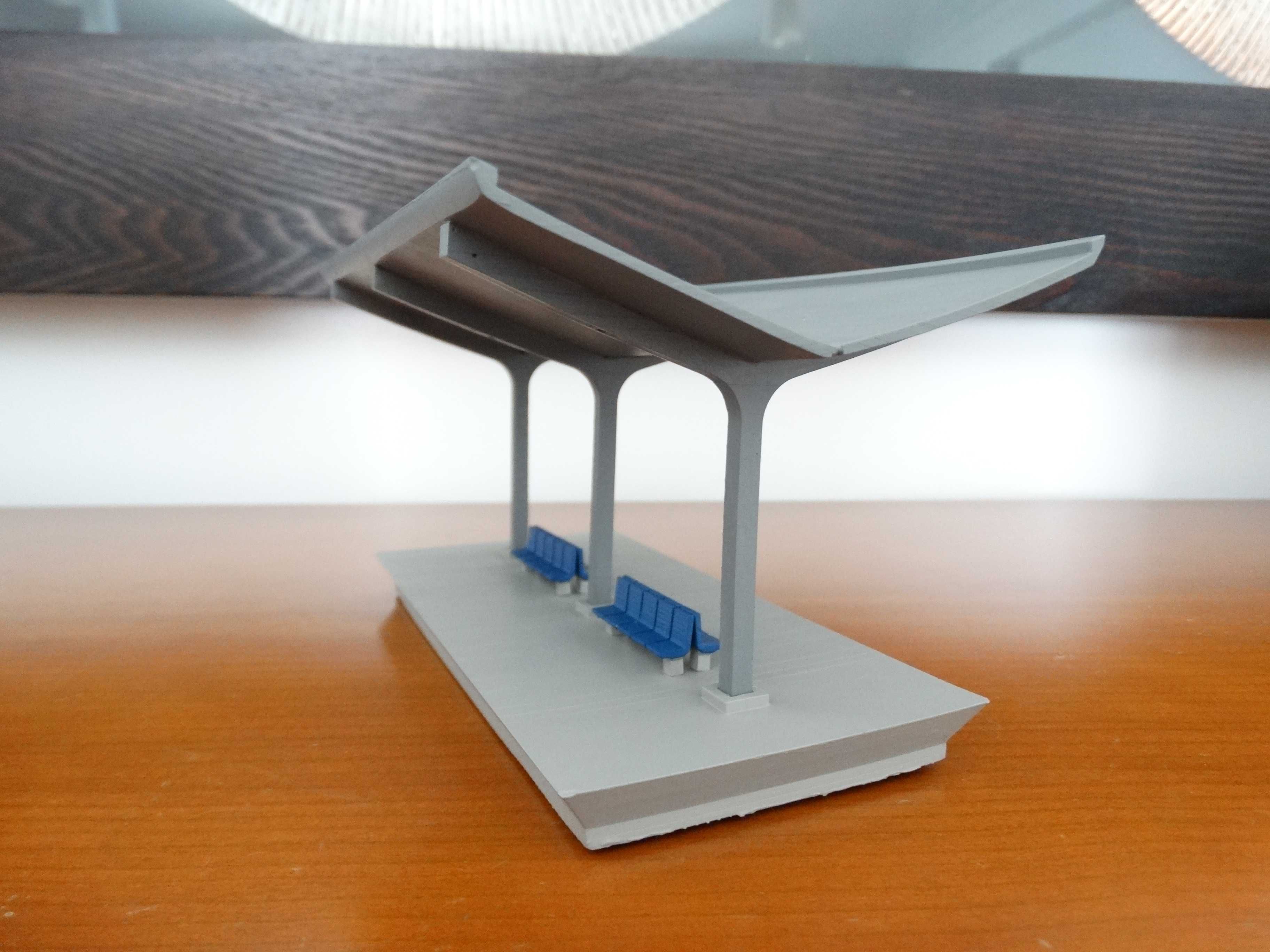 Estação de comboios HO com figuras