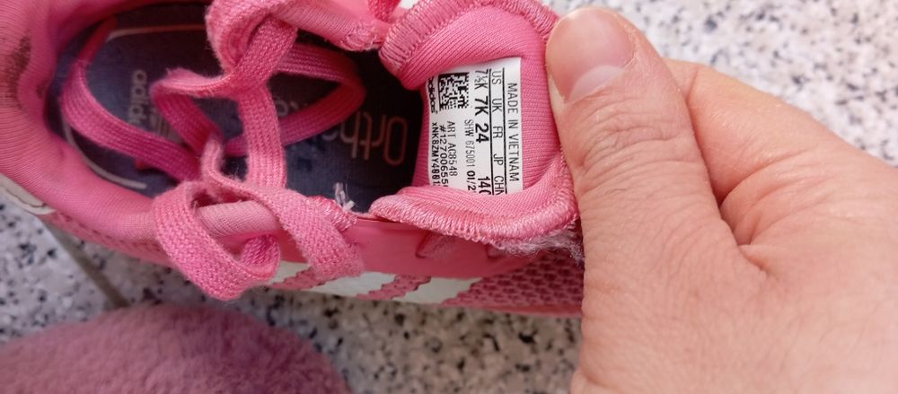 Sapatilhas adidas de menina rosa 24