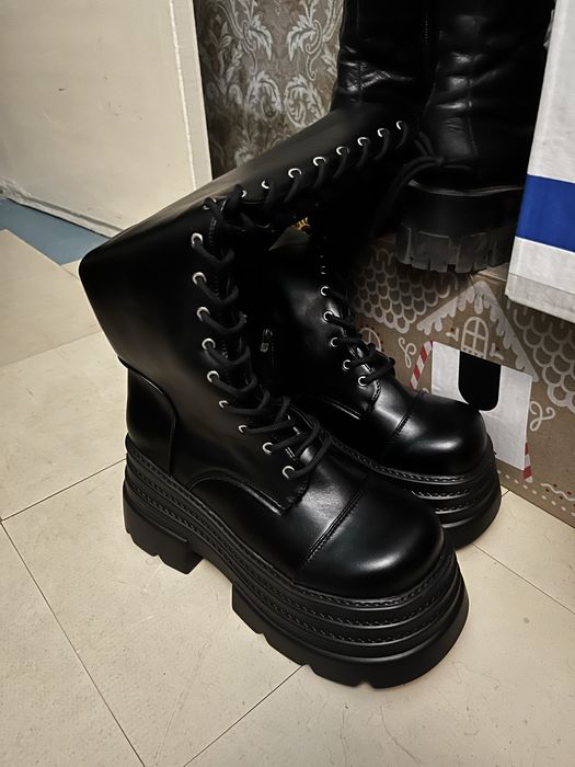 Осінні чоботи 42 розмір EU нові