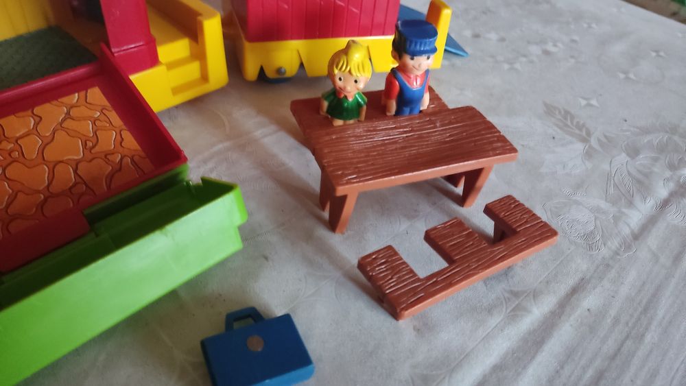 Продам винтажную коллекционную железную дорогу 1975 г