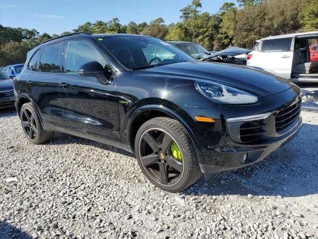 2017 PORSCHE Cayenne SE Hybrid Platinum