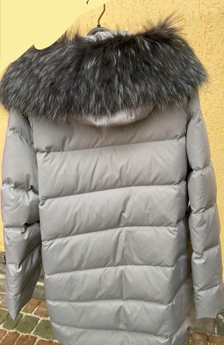 ,,Єскада''ПАЛЬТО зима,перо,легкість та тепло