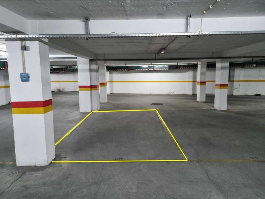 Lugares de Parqueamento no centro histórico de Évora