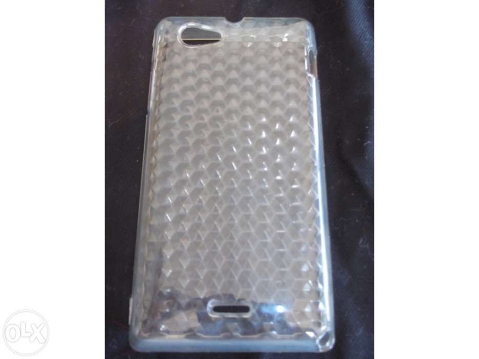 Capa silicone para Sony Xperia J transparente