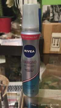 Pianka do włosów NIVEA Diamond