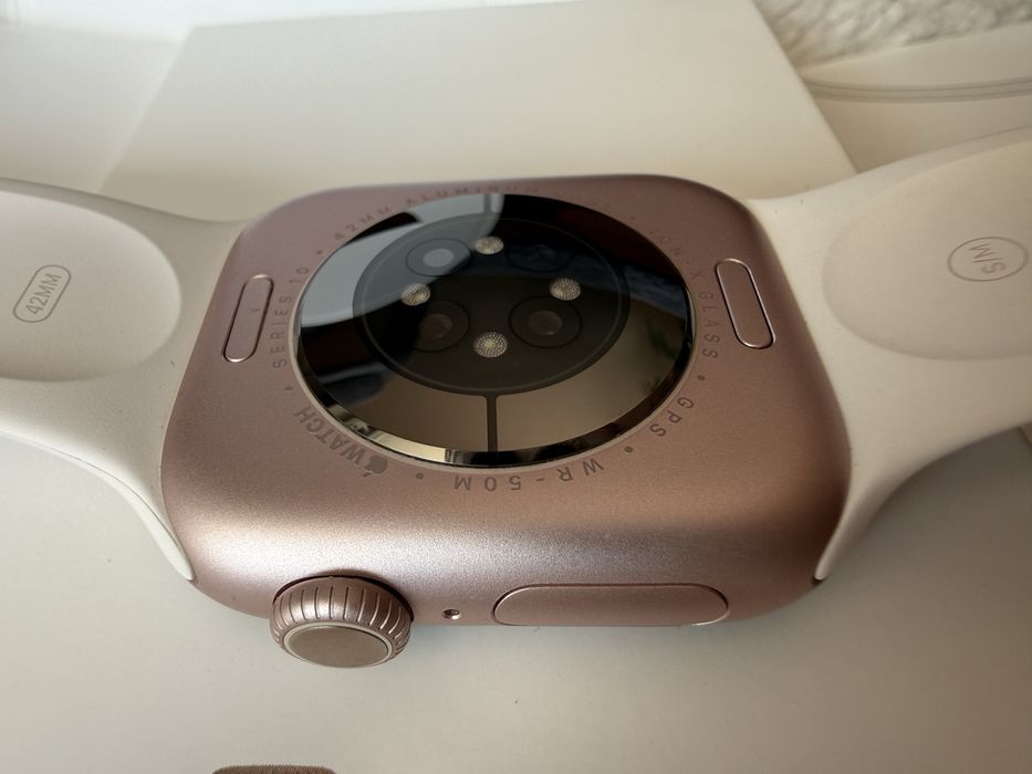 Apple Watch 10 42mm Rose Gold + Akcesoria