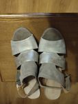 Buty damskie na koturnie lato