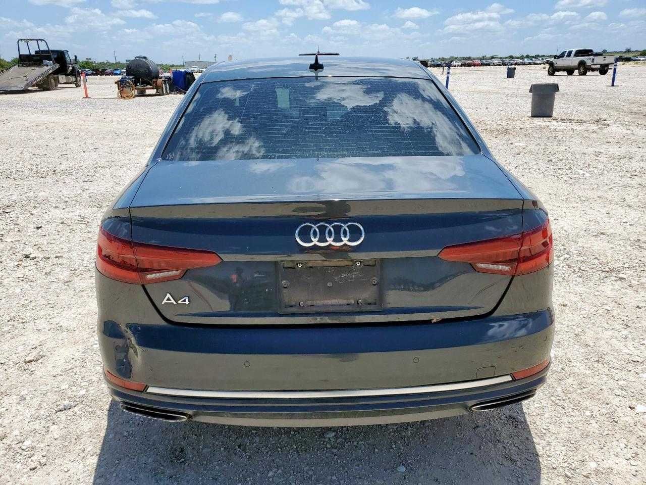 Автомобіль 2018 AUDI A4 Premium plus