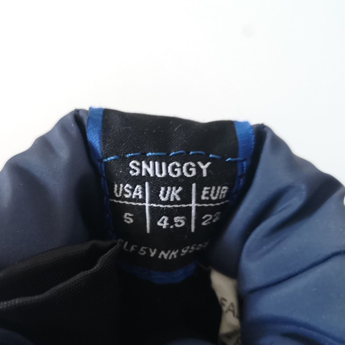 Śniegowce dziecięce Kamik Snuggy granatowo-czarne na zamek, rozmiar 22