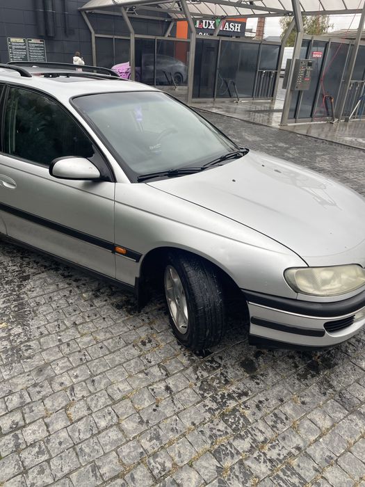 Opel omega B 1998
