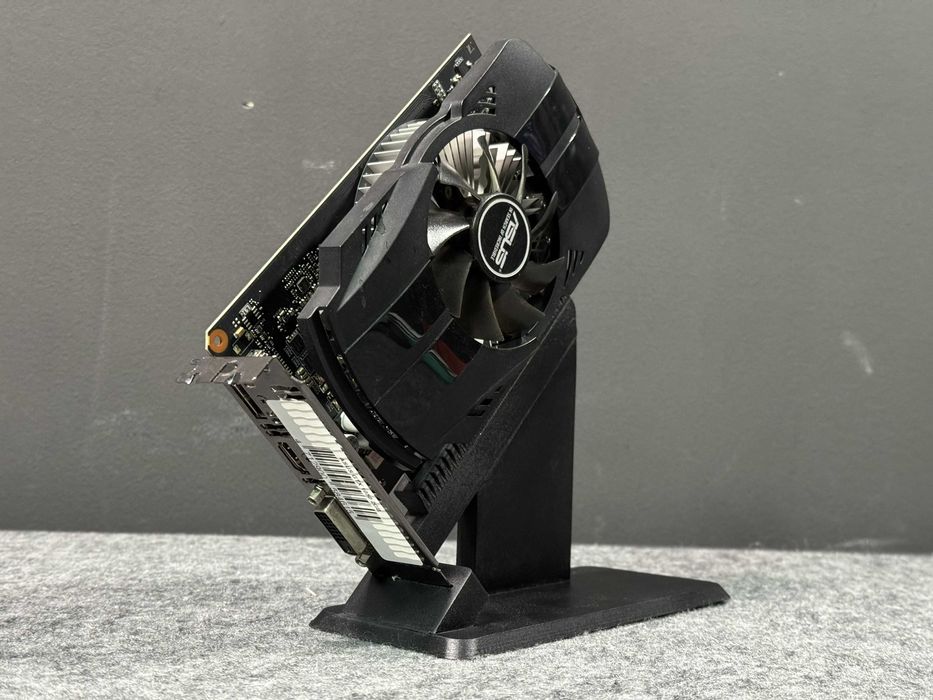 Nvidia GTX 1050 2GB | Акуратний стан | Не перегрівається