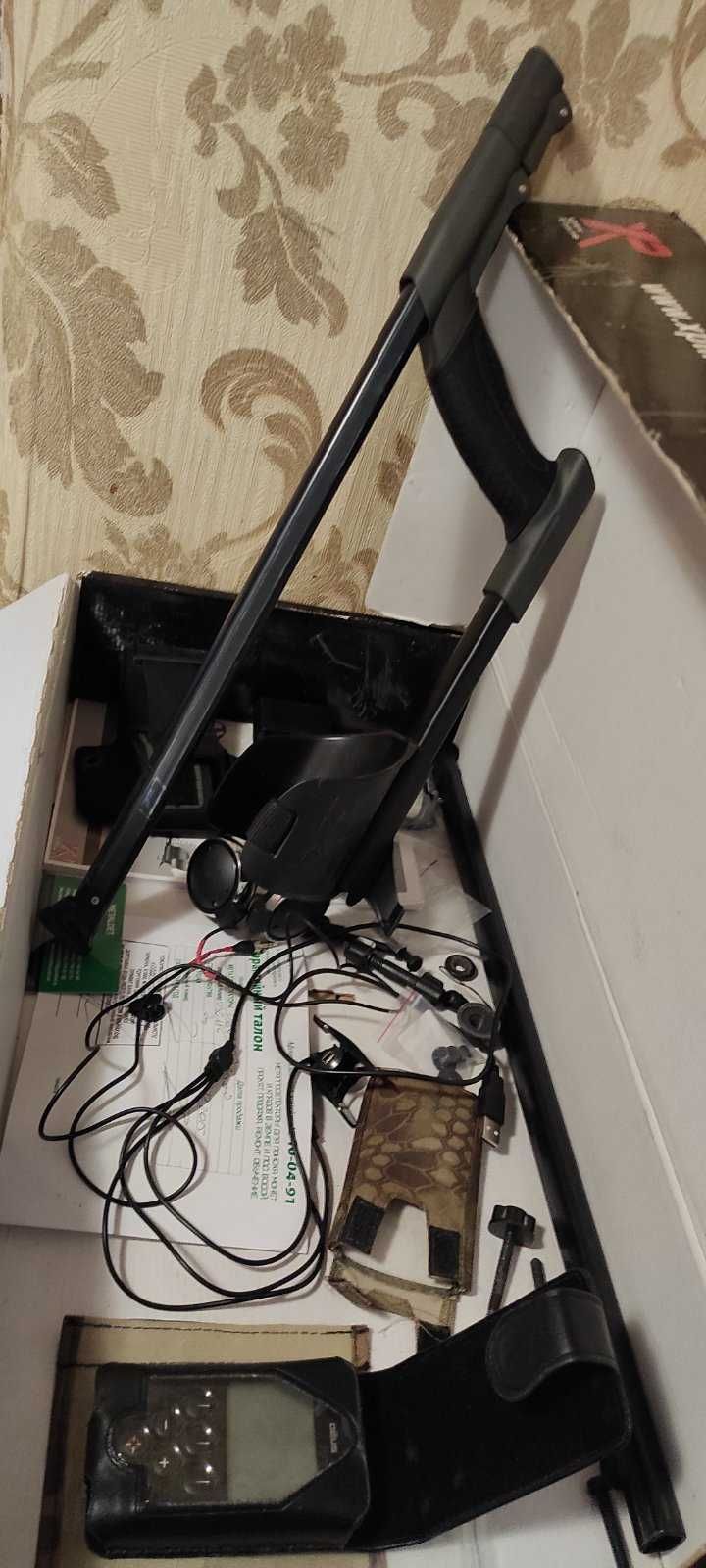 Металлоискатель XP Deus 28 RC с катушкой 9", есть блок и наушники.