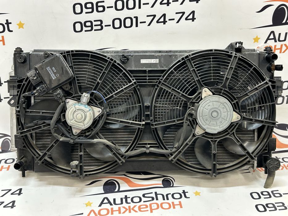 Касета радіаторів у зборі Nissan Leaf 2012 рік 214813NA0A