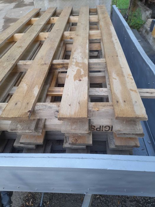 Palety z płyt kartonowo gipsowych